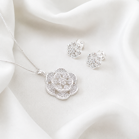 CONJUNTO FLOR 12 PÉTALAS + MIOLO CRAVEJADO BANHO PRATA.